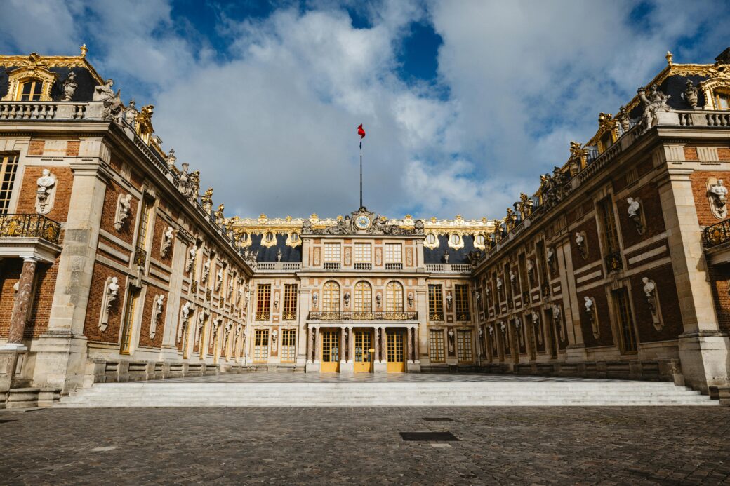 Versailles (image: Sebastian Luna via Pexels)
