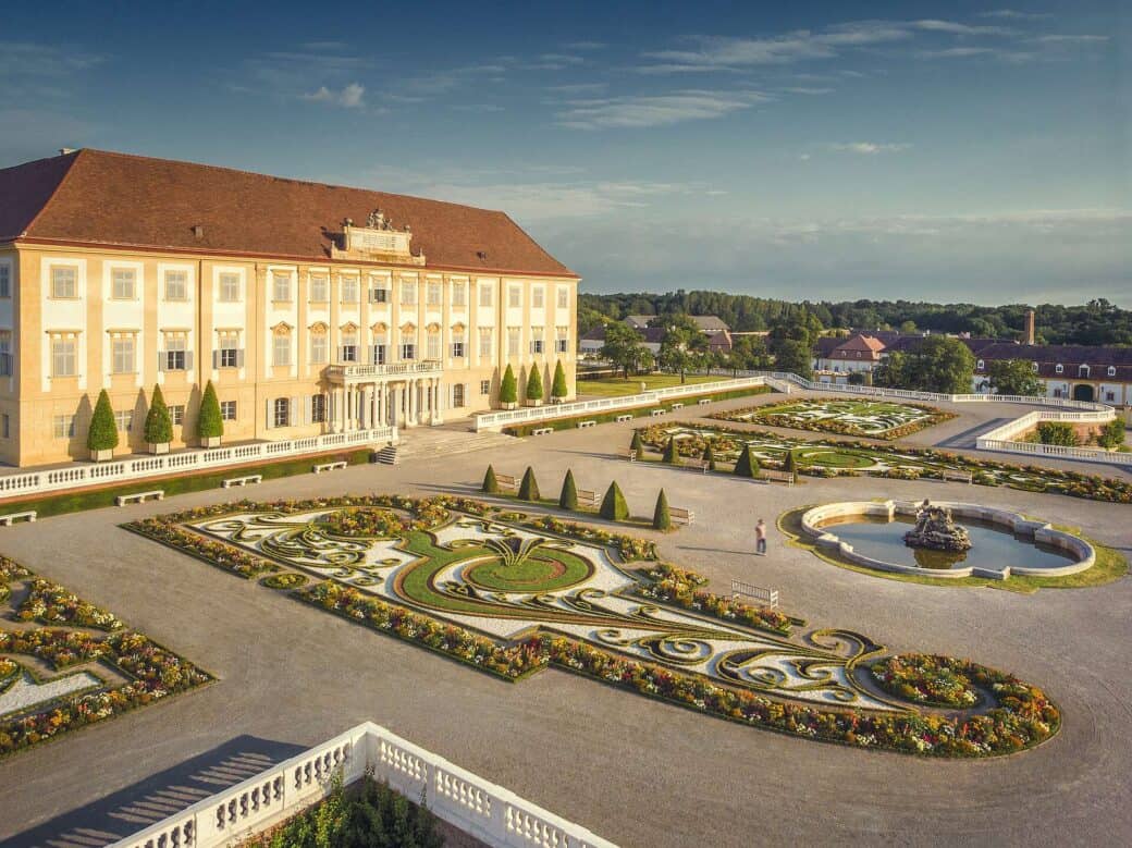 Schloss Hof with its famous Baroque Gardens (photo ©Schloss Schoenbrunn Kultur- und Betriebsges.m.b.H. Severin Wurnig)