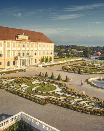 Schloss Hof with its famous Baroque Gardens (photo ©Schloss Schoenbrunn Kultur- und Betriebsges.m.b.H. Severin Wurnig)