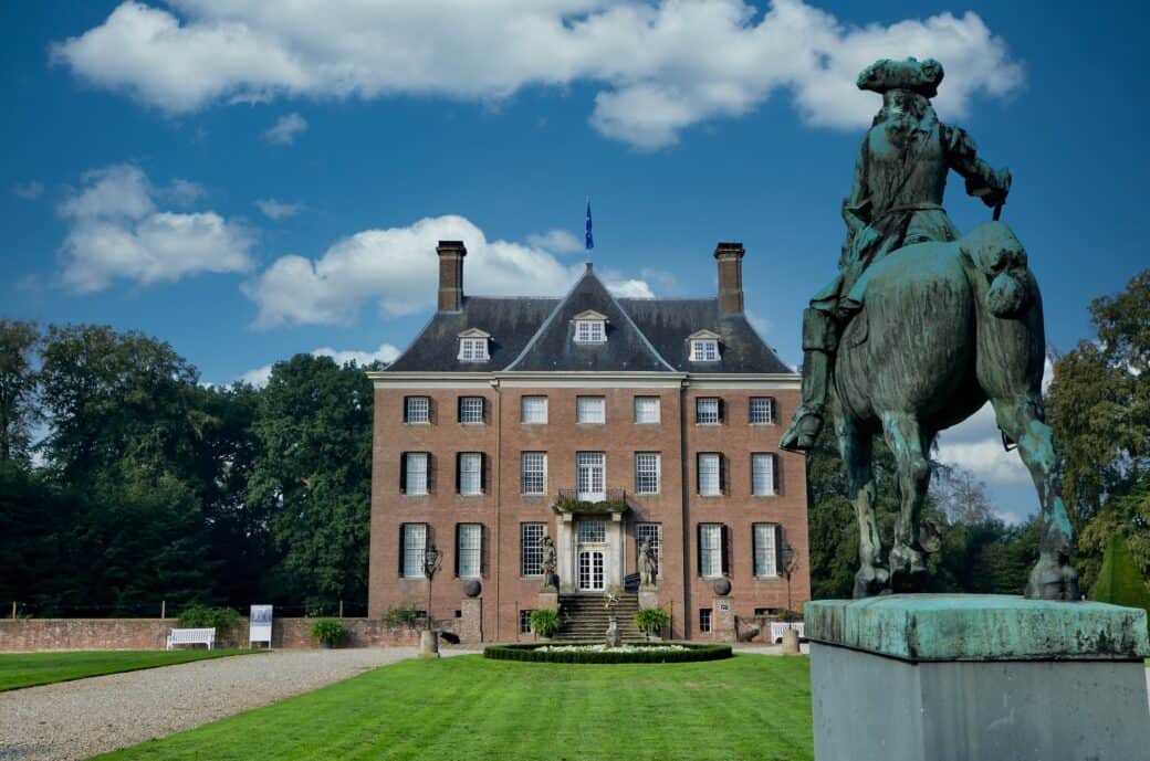 Amerongen Castle near Utrecht - a hidden gem in The Netherlands